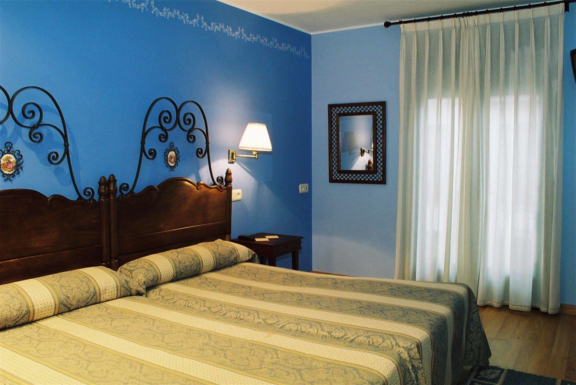 Hotel El Conventin Villaviciosa  Kültér fotó